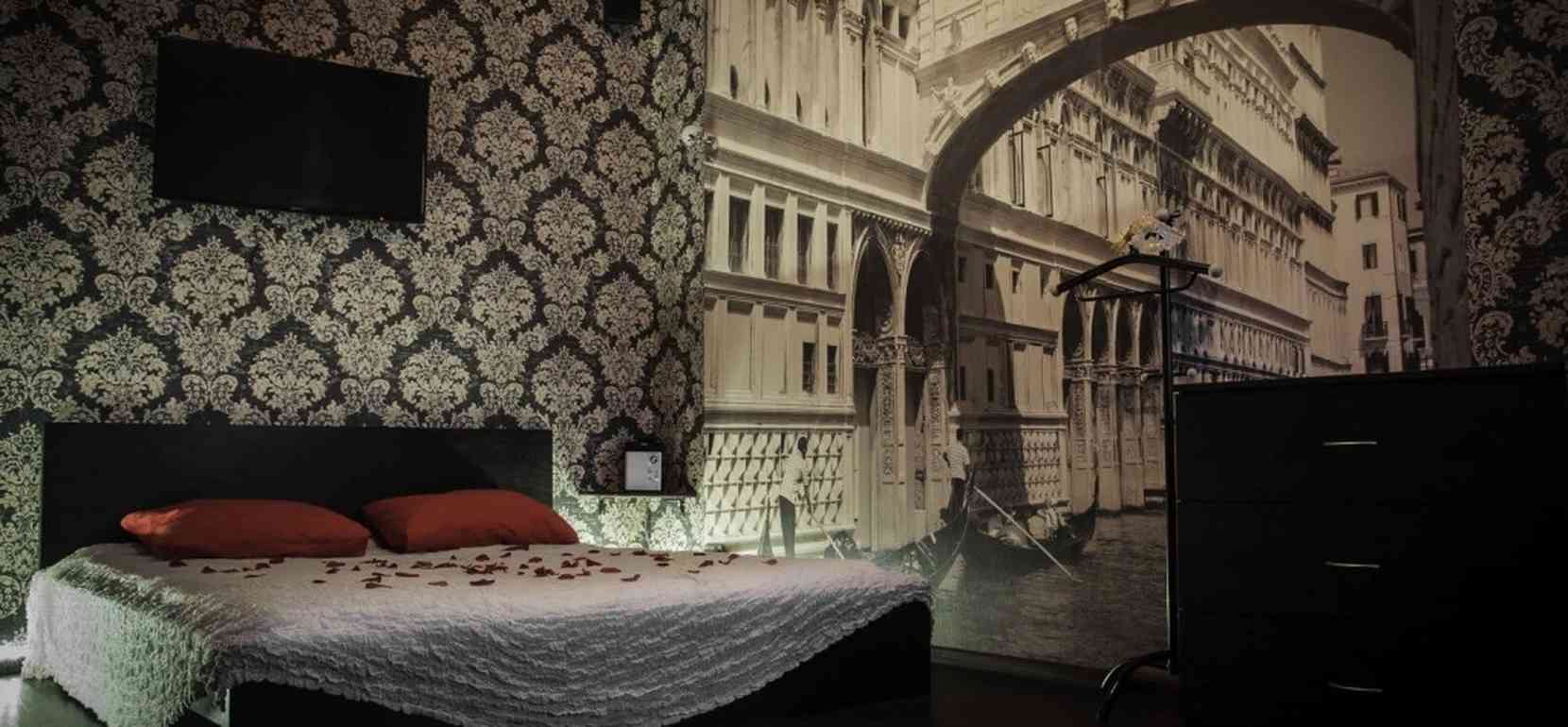 Room Venice 2